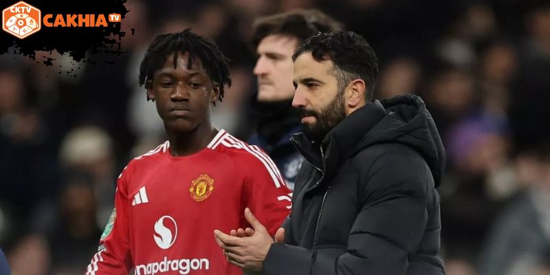 Amorim không dùng Mainoo - Bí ẩn khiến CĐV MU hoang mang