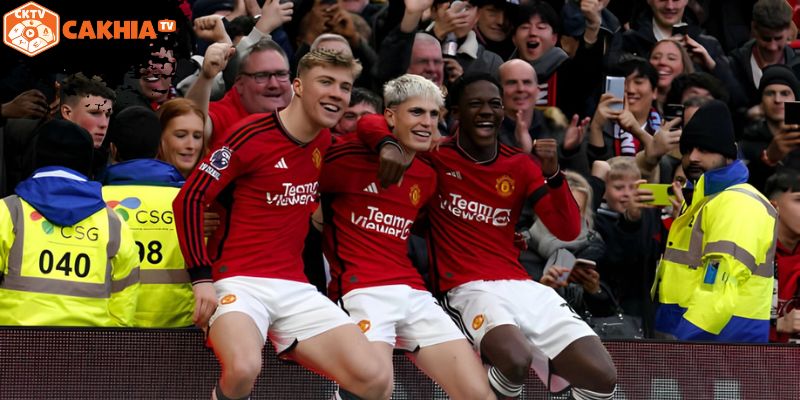 MU cần tăng tốc ngay khi lịch thi đấu đang ủng hộ